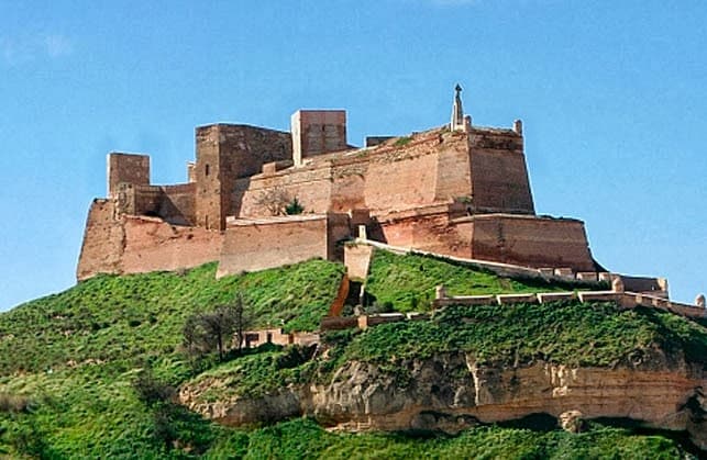5 castillos de Aragón que te dejarán con la boca abierta el castillo de Monzon