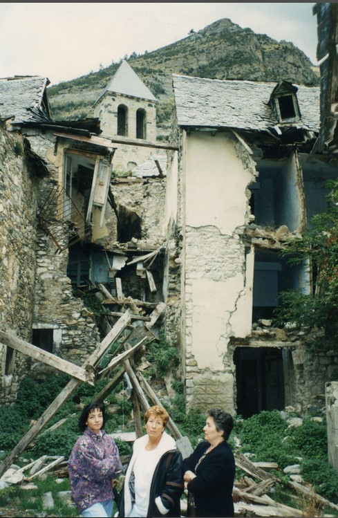 el álbum de Huesca - vecinas de la nuza