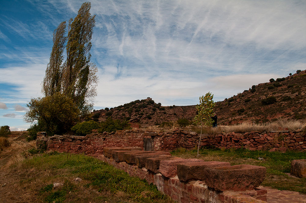 Foto de celandigital.com - Navajo, el lavadero de piedra roja de Rodenas