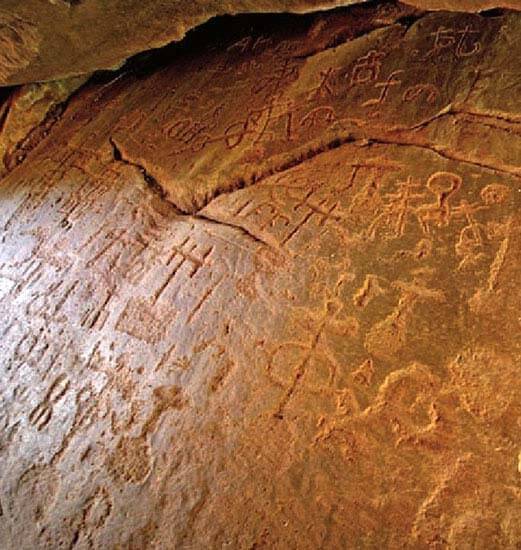 Foto de eltursitatranquil.com - Grabados de arte rupestre en Rodenas