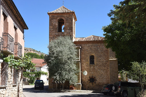 La iglesia de San Pedro Apóstol en Calomarde, uno de los destinos de Aragón